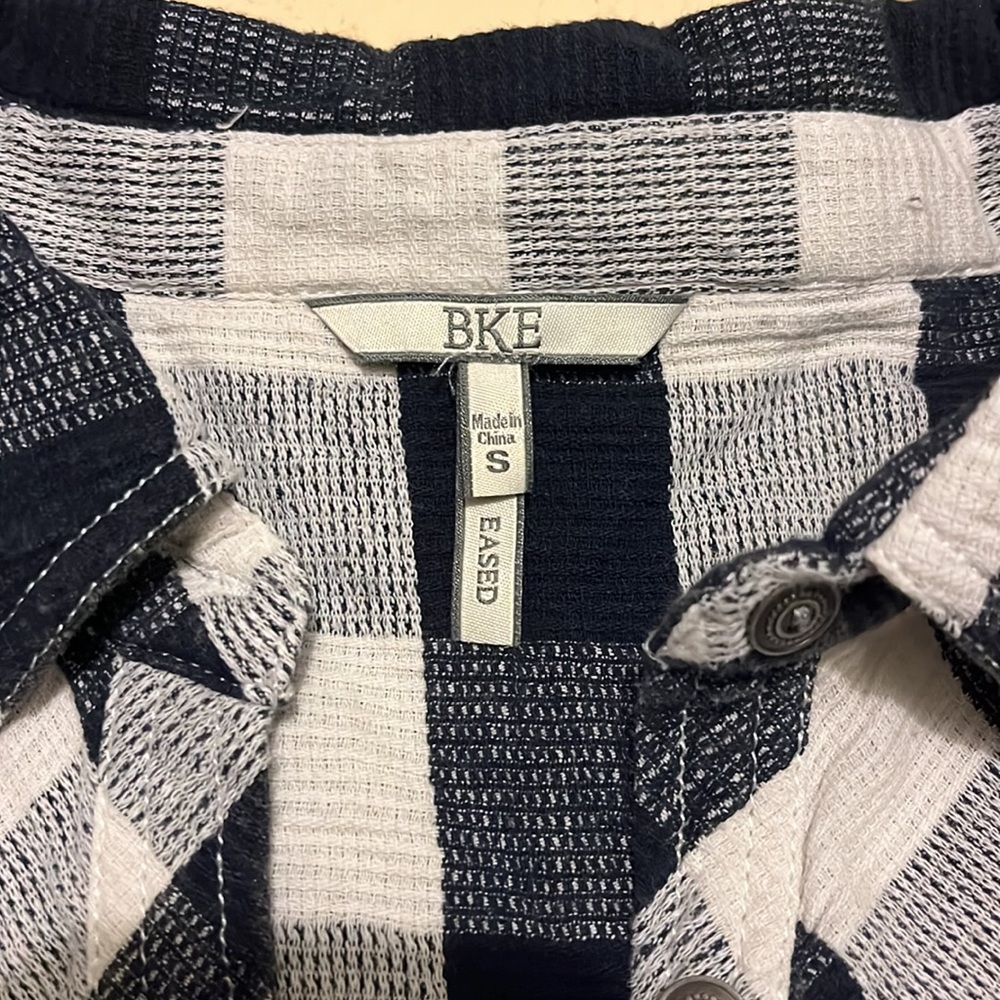 Flannel - Picture 3 of 3
